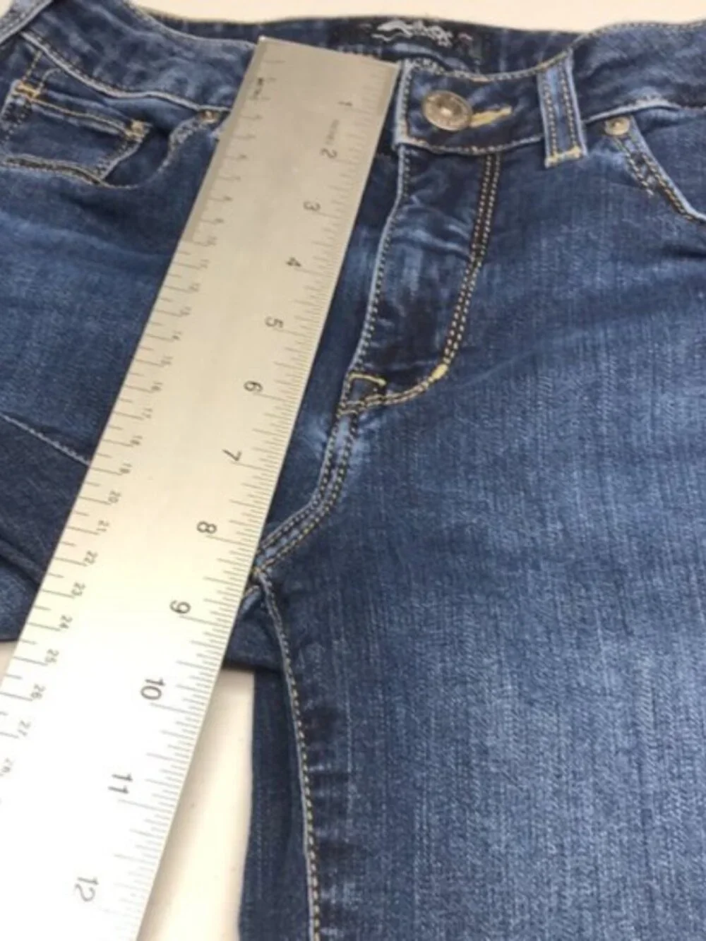 RARE VINTAGE SILVER BLEECKER  SUPER SKINNY JEANS 26x29 🦋